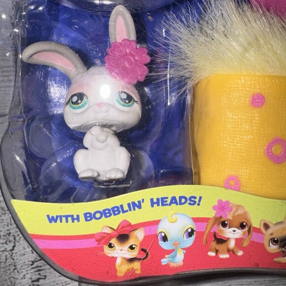 2006 Hasbro Littlest Pet Shop 211 Bunny Fur Basket LPS Rabbit - Picture 2 of 4